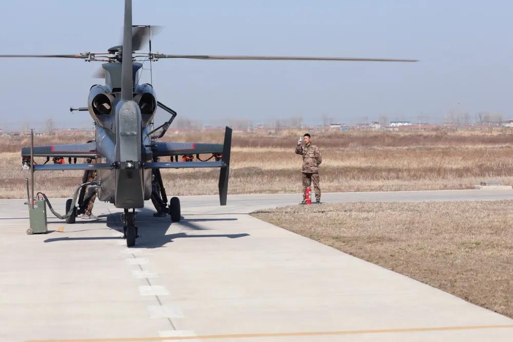 “江淮雄鹰”开飞→铁翼炫舞即战斗！