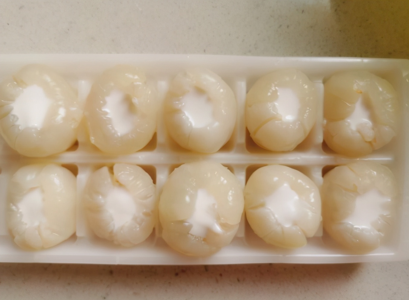 爆浆的酸奶荔枝冻,不用酸奶自制荔枝酸奶冻