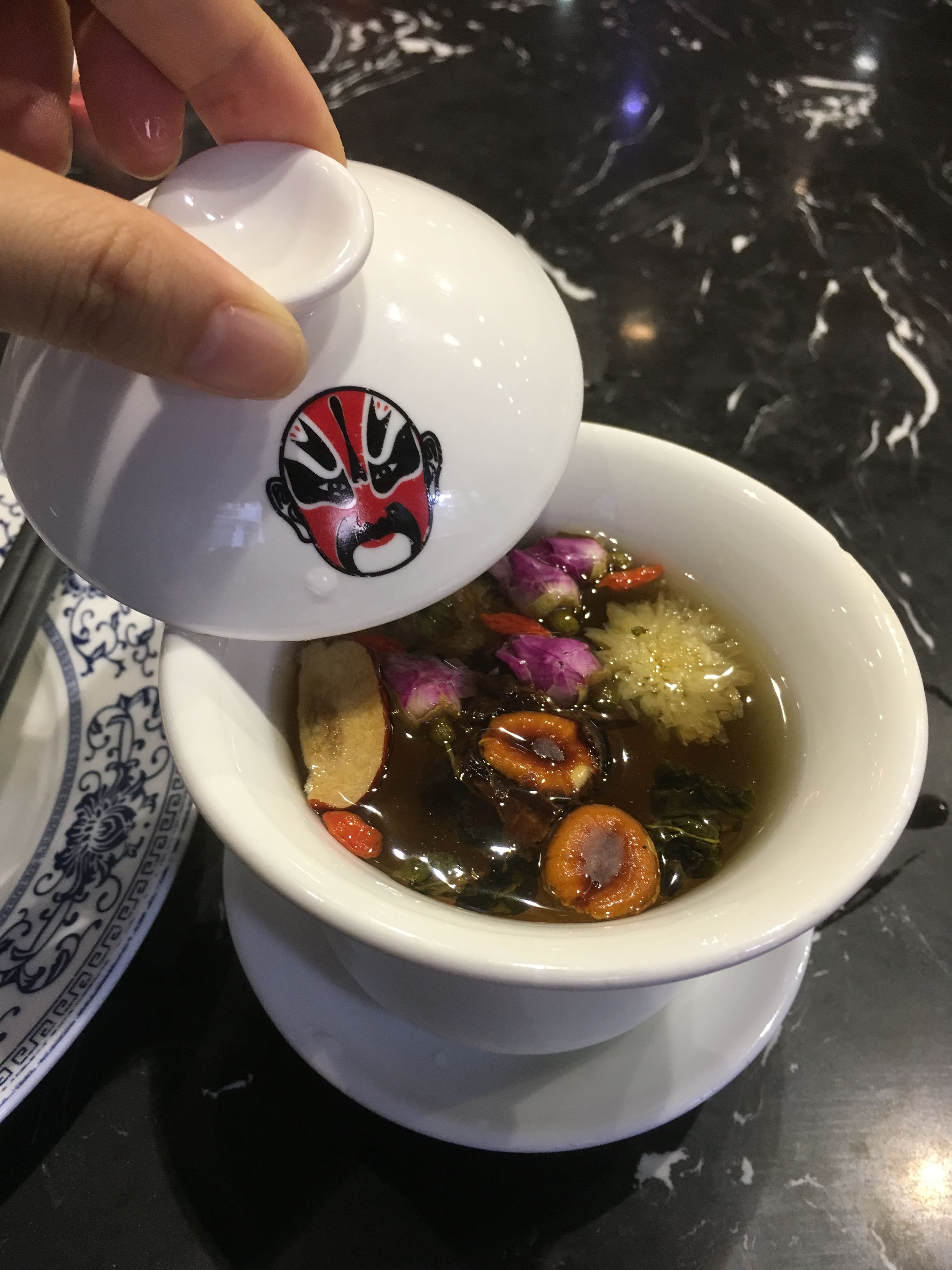 广州美食粤语返寻味,陆小凤红油猪脑好吃吗