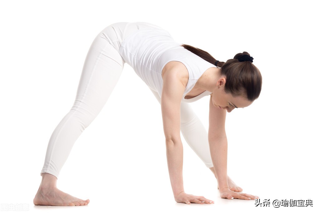 姿势二之低姿势瑜伽基础体式要点,可以在家掌握的3个基本瑜伽姿势