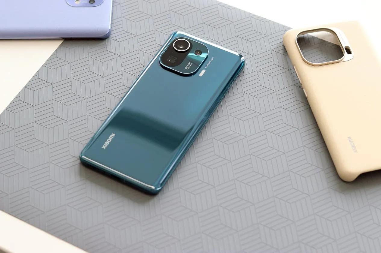 目前旗舰机最值得入手的手机,手机不要买太贵的这三款最好