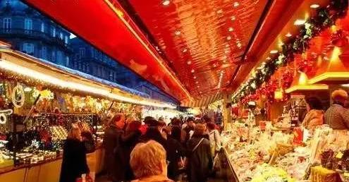 国外的月亮真的比国内好吗,外国的月亮比国内的大