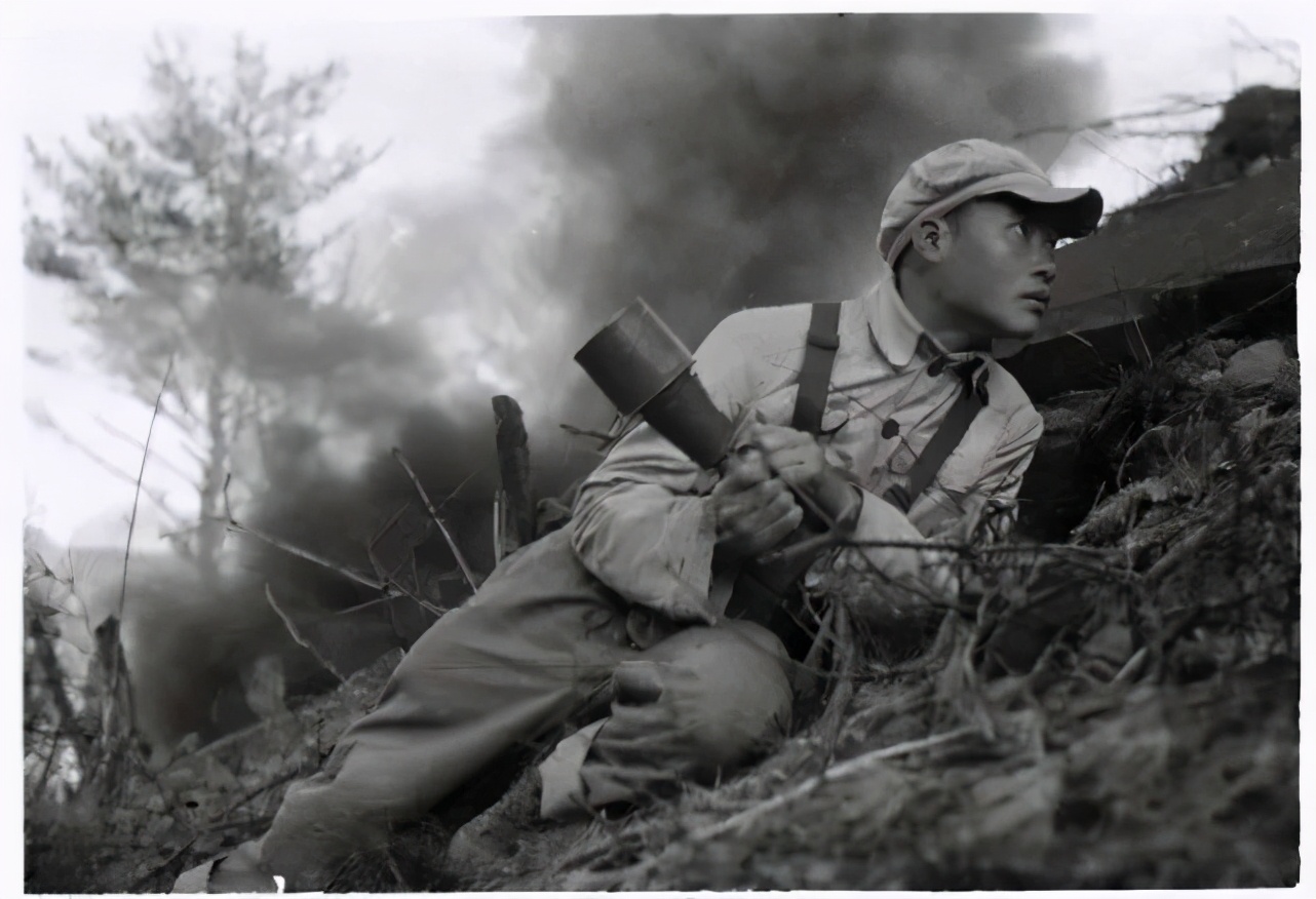 美国史绝望地说：志愿军太凶猛，用“*魂药迷**”把美军剁成了肉酱