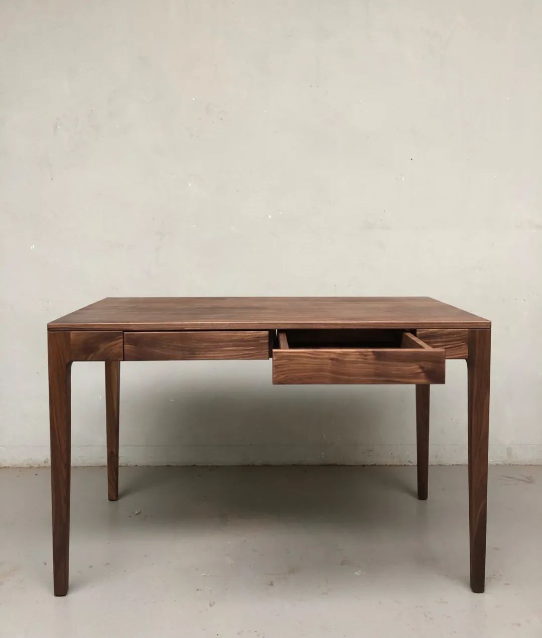 二十二年只做黑胡桃实木家具,140平全屋黑胡桃木实木家具多少钱