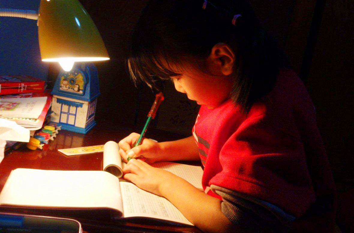 孩子学习很努力但成绩不好怎么办,孩子学习成绩很差怎么提高