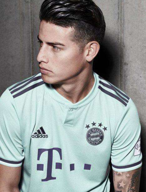 足球帅哥top10,足球界的帅哥们