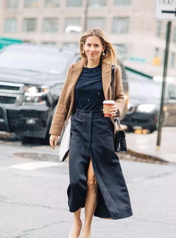 驼色大衣配色法则教你穿出高级感,暖驼色搭驼色大衣好看吗