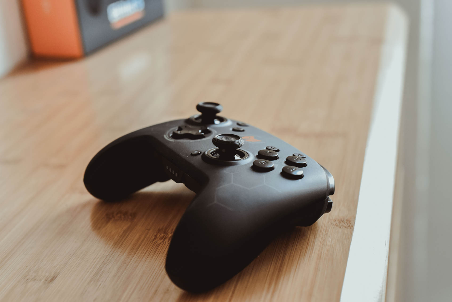 从新手到物理开挂,宏录制+6轴陀螺仪,BIGBIGWON游戏手柄体验