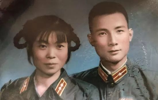 87岁退役老兵捐款5万元,85岁老人捐款一千万是什么纪录片