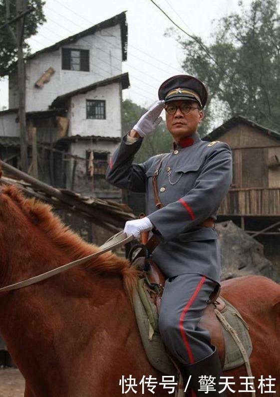 为阻挠刘邓大军，敌人施放下流阴招，致使*伯承刘**元帅痛苦终生