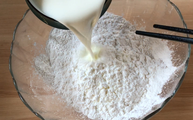 雪媚娘和冰淇淋做法,蜜雪冰城冰淇淋怎么做雪媚娘