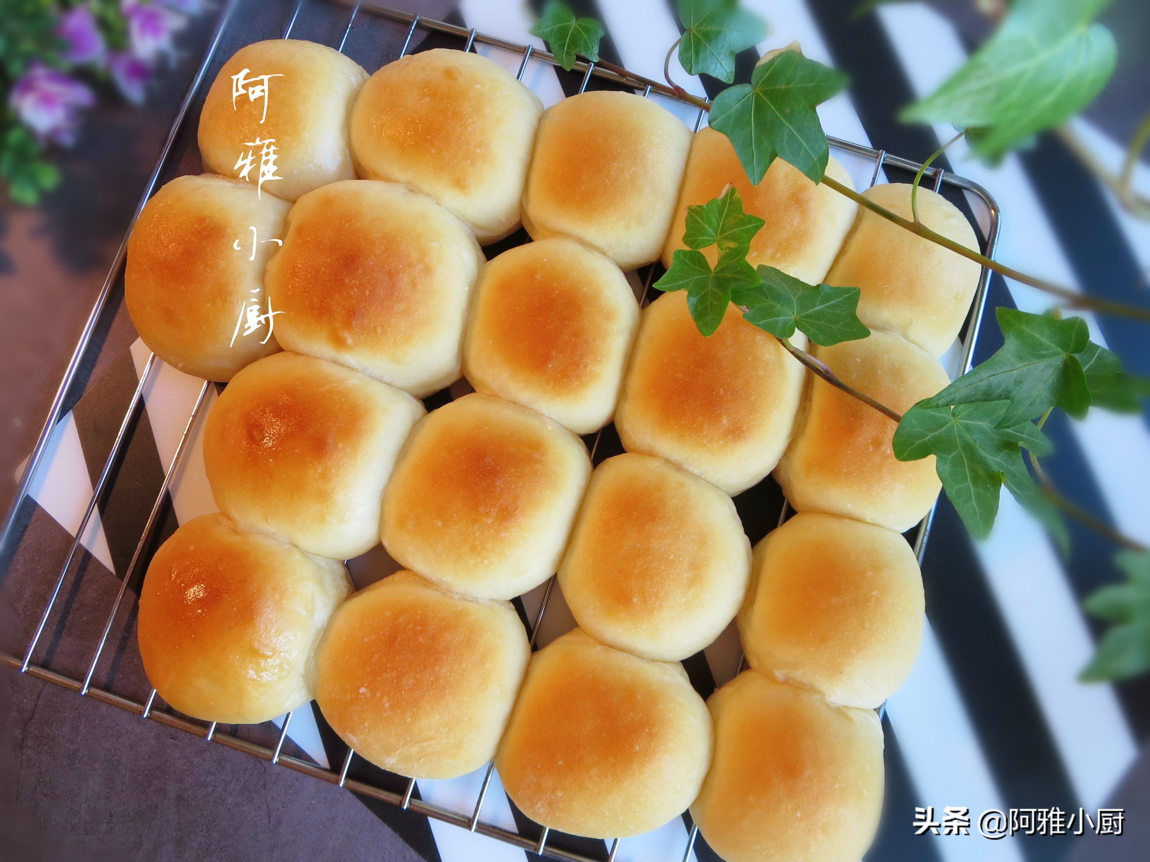 蜂蜜小面包的家常做法好吃,蜂蜜小面包怎么做松软好吃