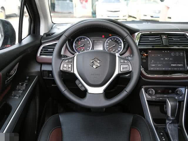 铃木2018年刚出的新款车型,铃木最新款4缸