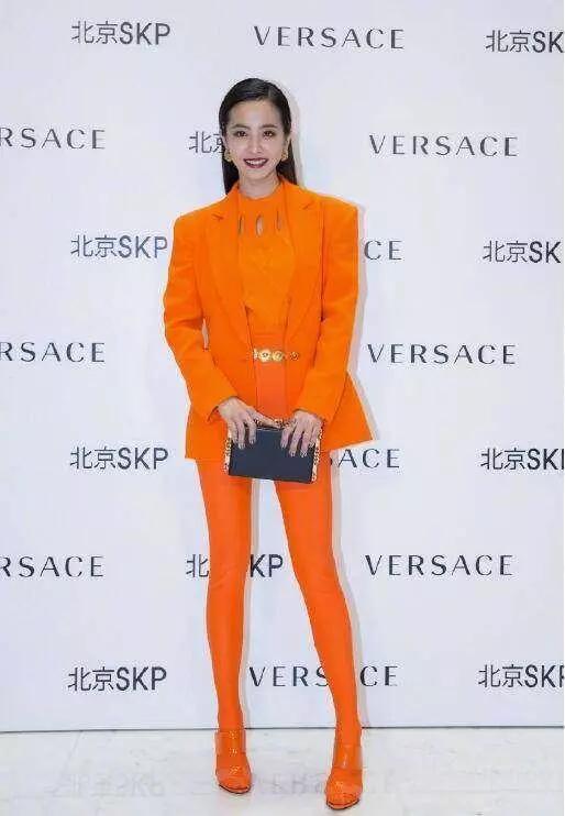 蔡依林身穿破洞裤,蔡依林太敢穿