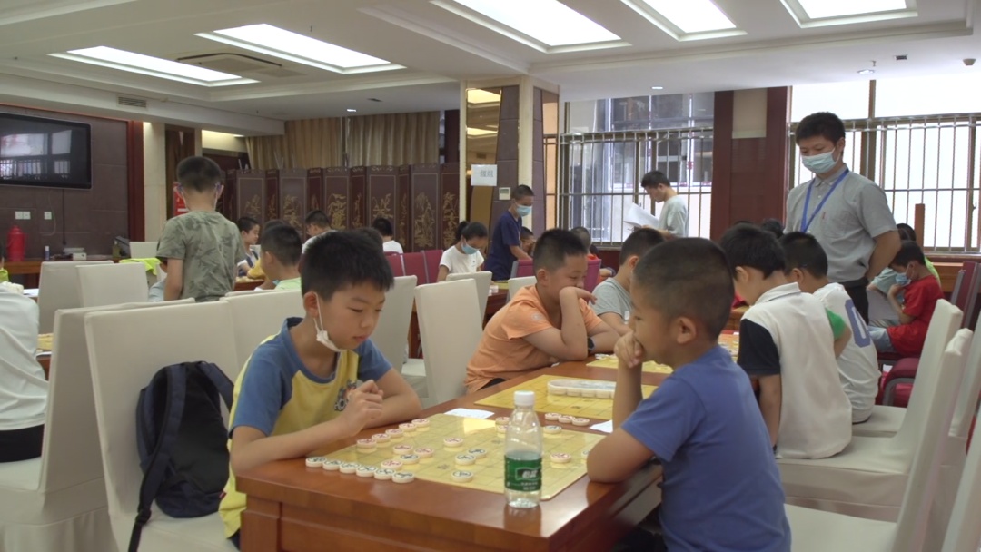 「教育社区」“棋观世界，培育非凡人生”走进成都棋院