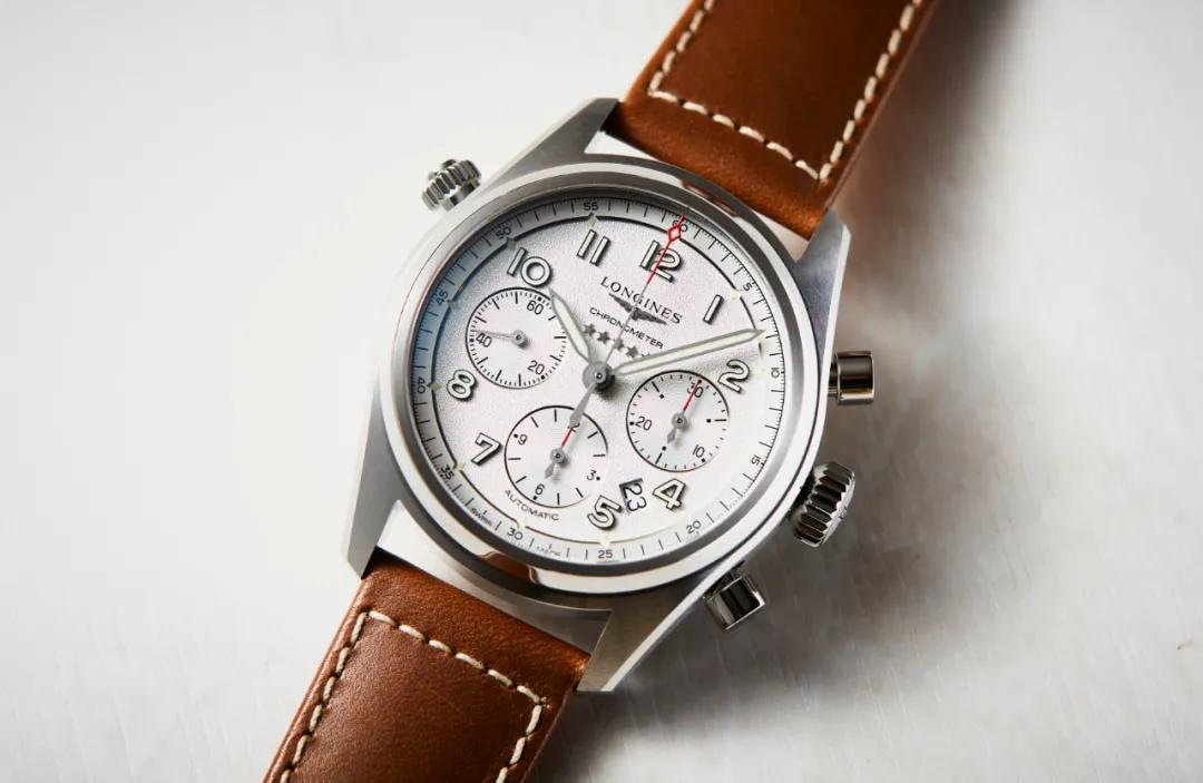 浪琴最适合年轻男士的手表是哪款,简约风三款浪琴男士腕表推荐
