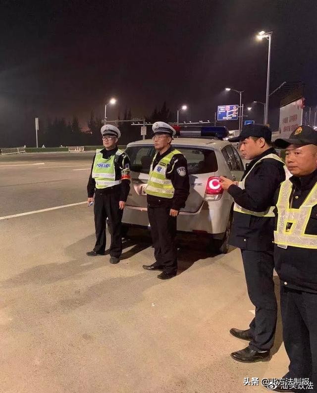 百吨王爆胎淋水,百吨王压塌大桥后续处理