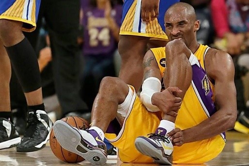 如何防止跟腱断裂和膝盖受伤,怎么避免跟腱断裂田径