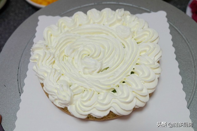 超级简单的奶油蛋糕做法无烤箱,戚风奶油蛋糕的制作全过程