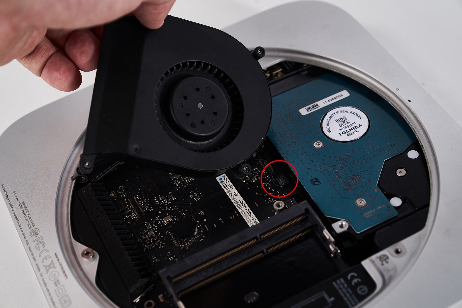 macmini2012安装双硬盘,macmini2012拆解