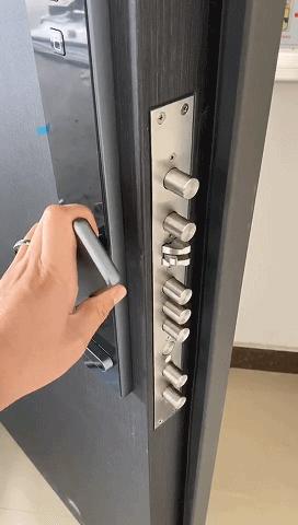 普通入户门怎么改装智慧门,入户门二次安装