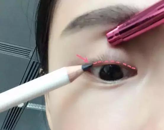 吴宣仪笑眼弯弯,吴宣仪笑眼wink