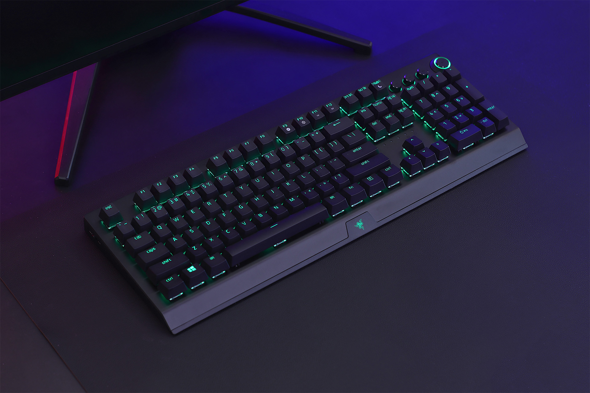 雷蛇无线入耳式游戏耳机电脑体验,雷蛇电竞耳机推荐头戴式蓝牙耳机