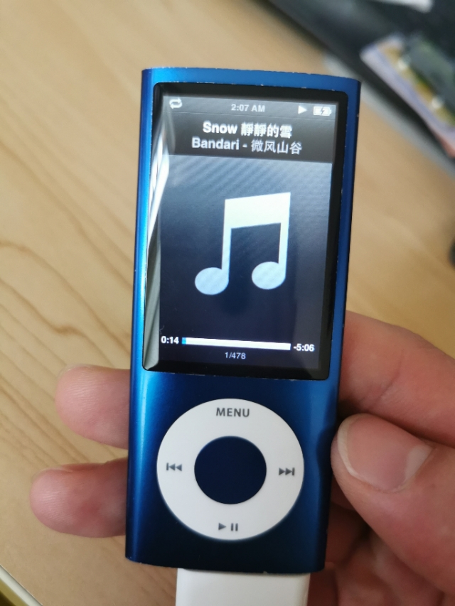 11年前的iPod*放播**器:nano5