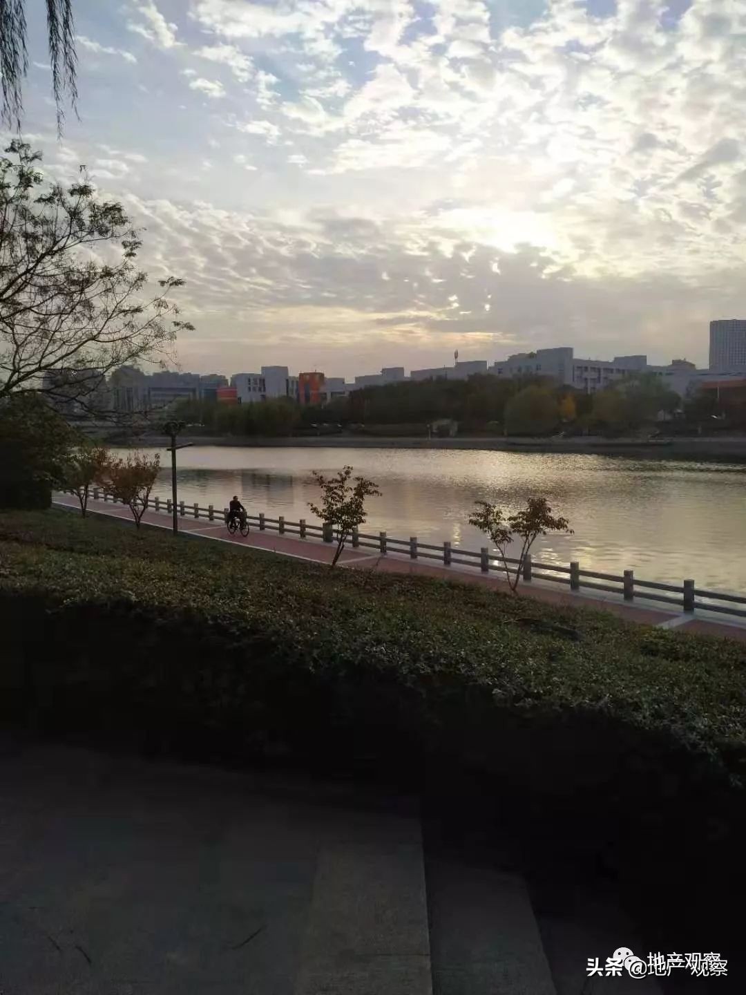 鍗楅槼姘稿▉鐗╀笟鍜屽缓涓氱墿涓氬摢涓ソ,寤轰笟鐗╀笟鍜屼竾绉戝摢涓ソ