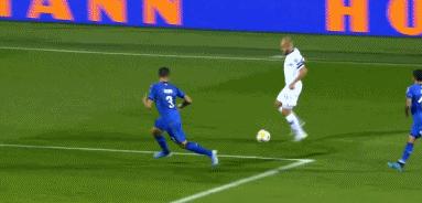 笑纳门将大礼,笑纳足球