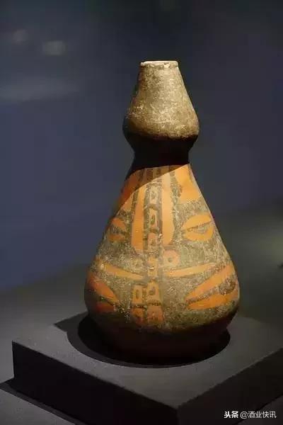 仰韶出土了大量彩陶,仰韶文化彩陶纹样书籍