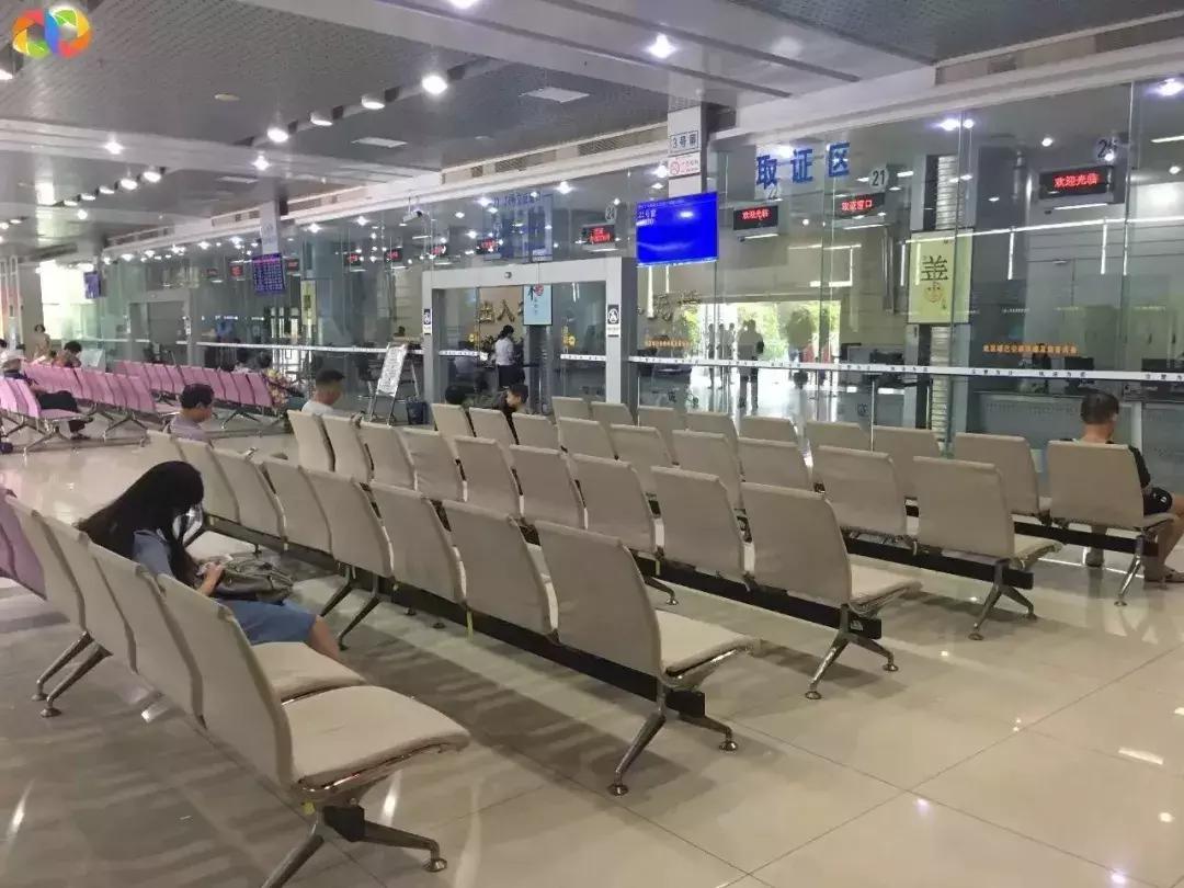 60岁港澳通行证签注需要本人去吗,港澳通行证签注需要原来号码吗