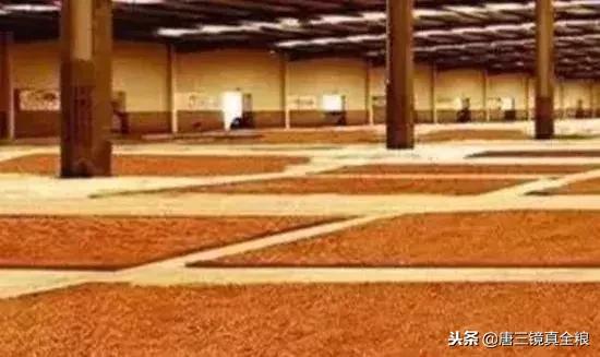 熟料固态酿酒怎么蒸酒,固态法酿酒酒糟入锅蒸酒的方法