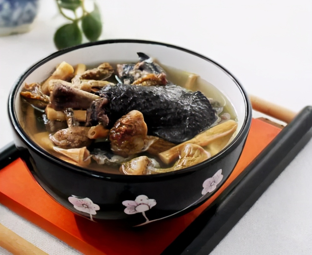 漏奶是因为什么原因怎么解决,为什么漏奶的次数越来越多