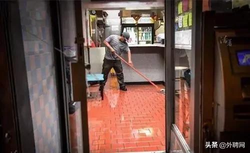 在外国打工的真实经历,在国外干过的厨师