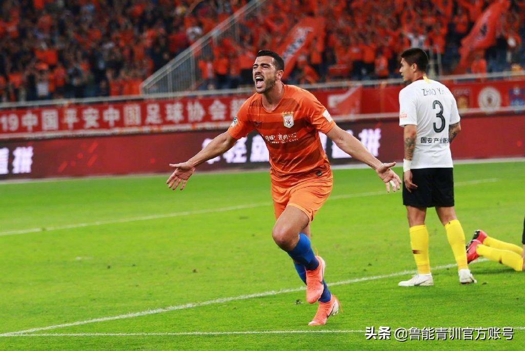 佩莱那些事:差点去跳交际舞,费耶诺德的“Tony老师”