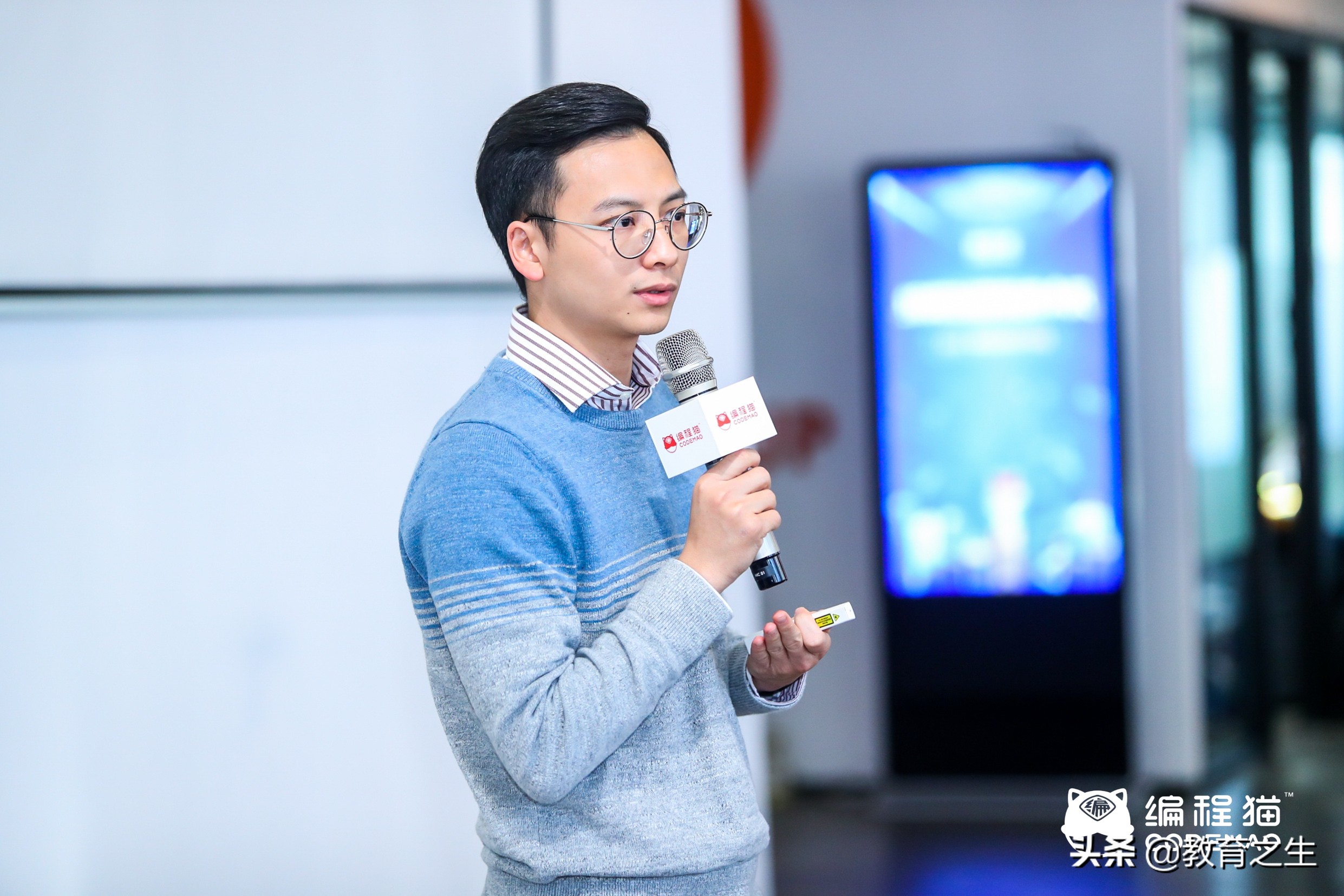 美且有趣，这只行走在编程教育旅途中的“猫”