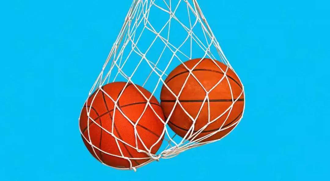 噗嗤一脚，我的蛋蛋被踹了