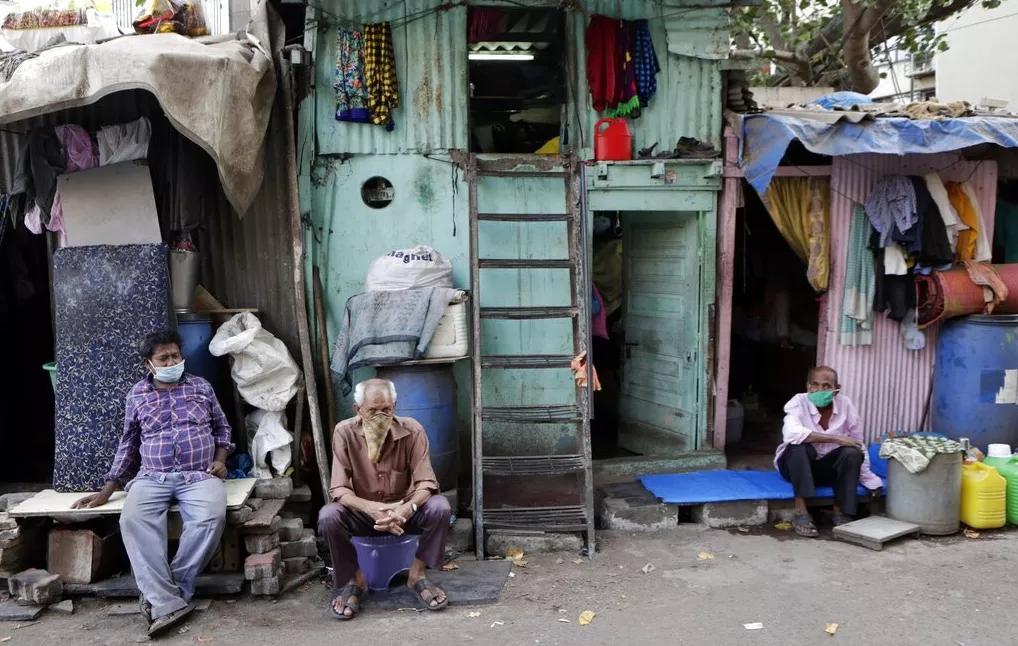 瞒不住了！这个国家感染人数可能破5亿！上千万人或丧命！