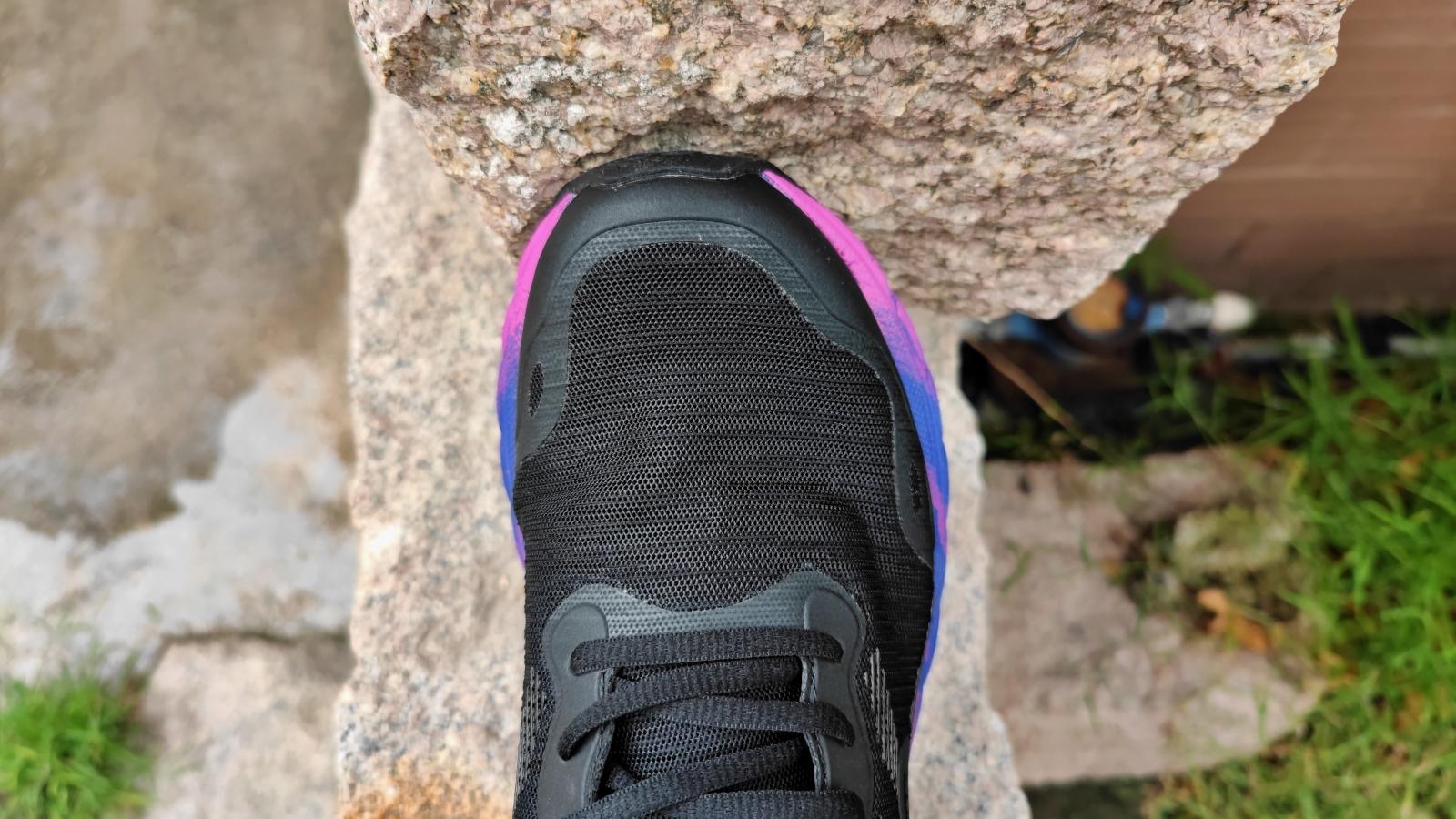 咕咚10k悦弹和10kpro区别,咕咚跑鞋有什么特点和优点