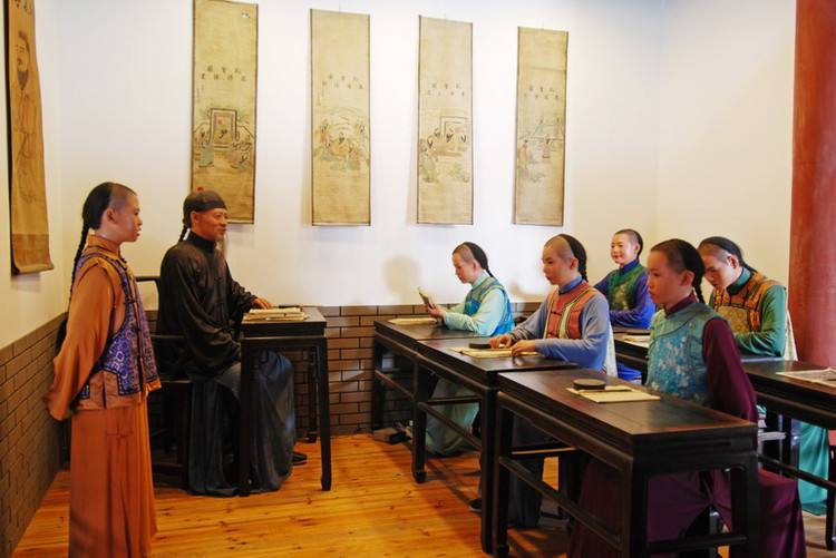 古代教书先生能有多少钱,古代有钱才能受教育