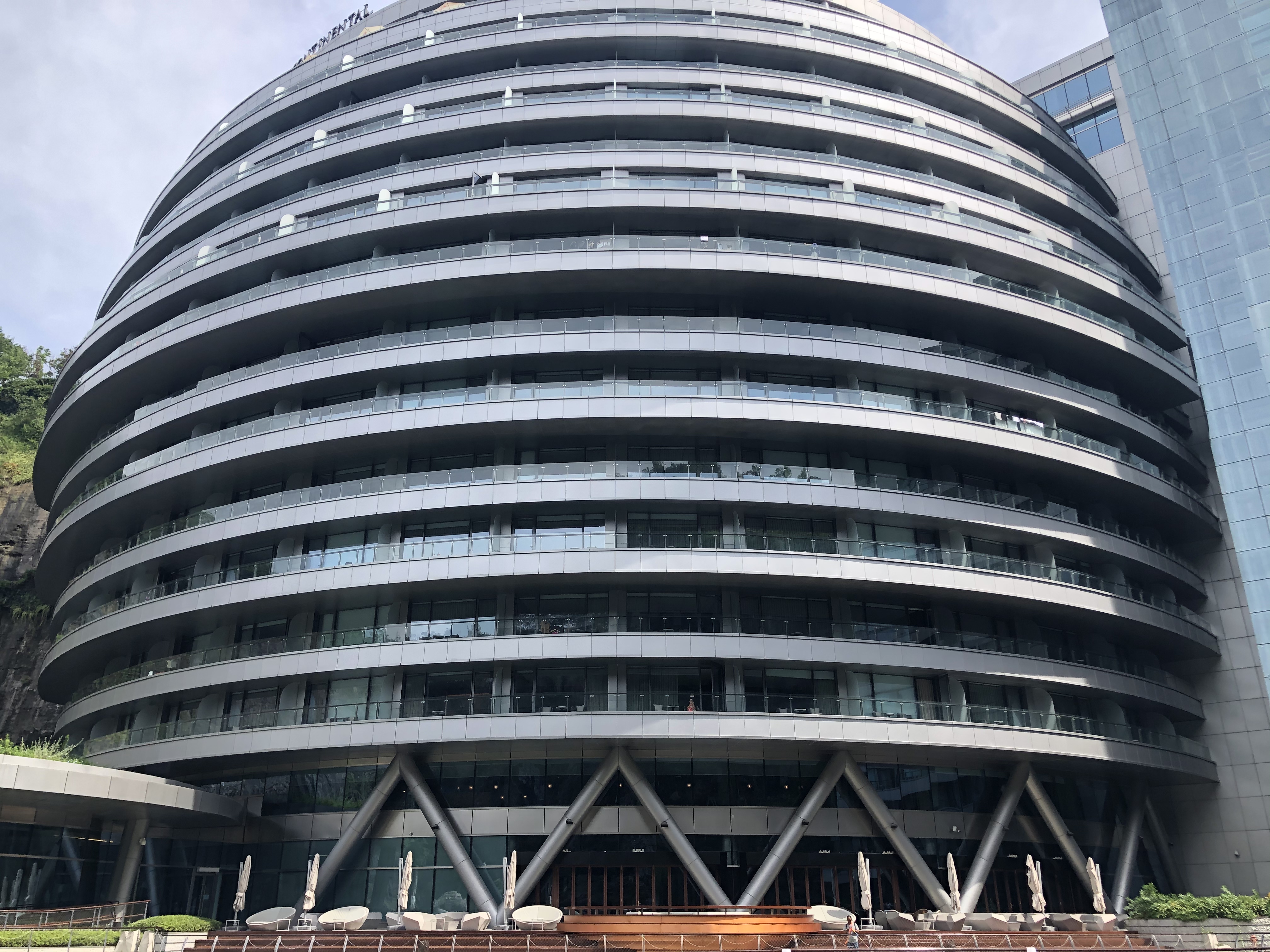 打卡上海的网红深坑酒店,打卡上海网红酒店推荐