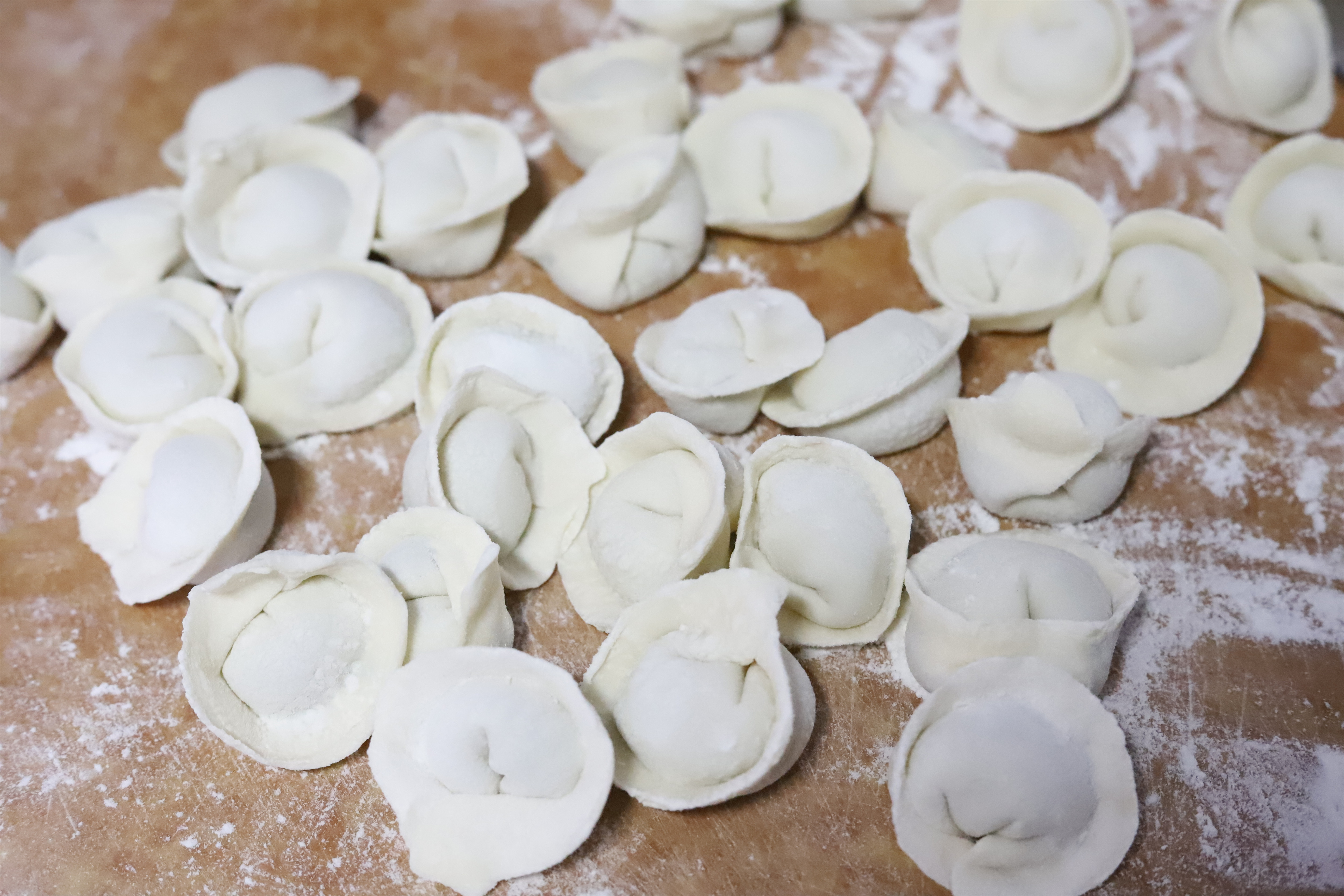 1岁宝宝虾仁鸡蛋小馄饨馅的做法,宝宝辅食虾仁胡萝卜小馄饨的做法