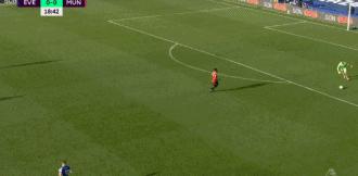 曼联3-1完胜伯恩利集锦,曼联3-0完胜水晶宫