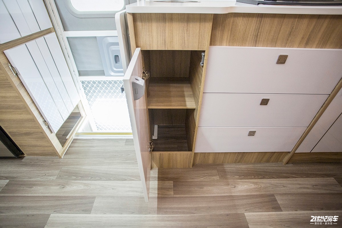 途佳房车上汽轻卡快运h300,途佳房车h300价格