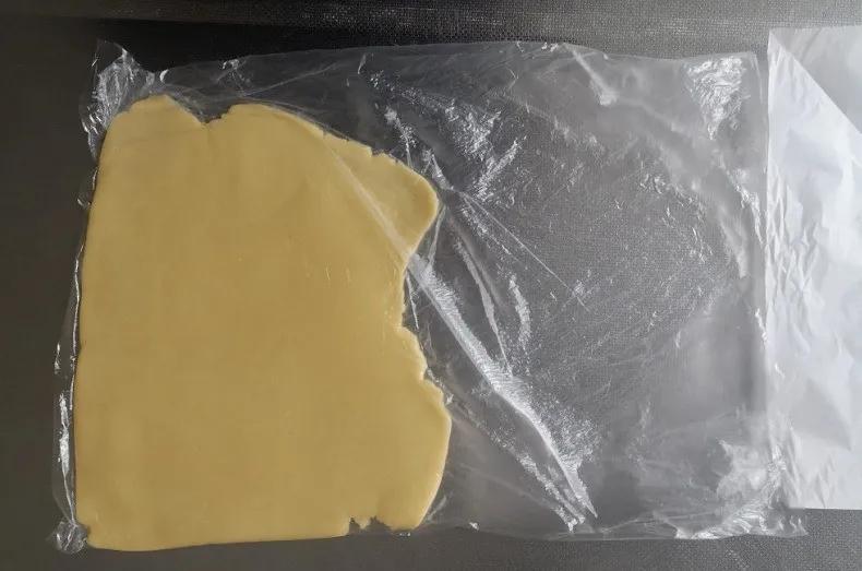 黄油100g的曲奇饼干配方 (酥脆曲奇饼干的最佳配方)