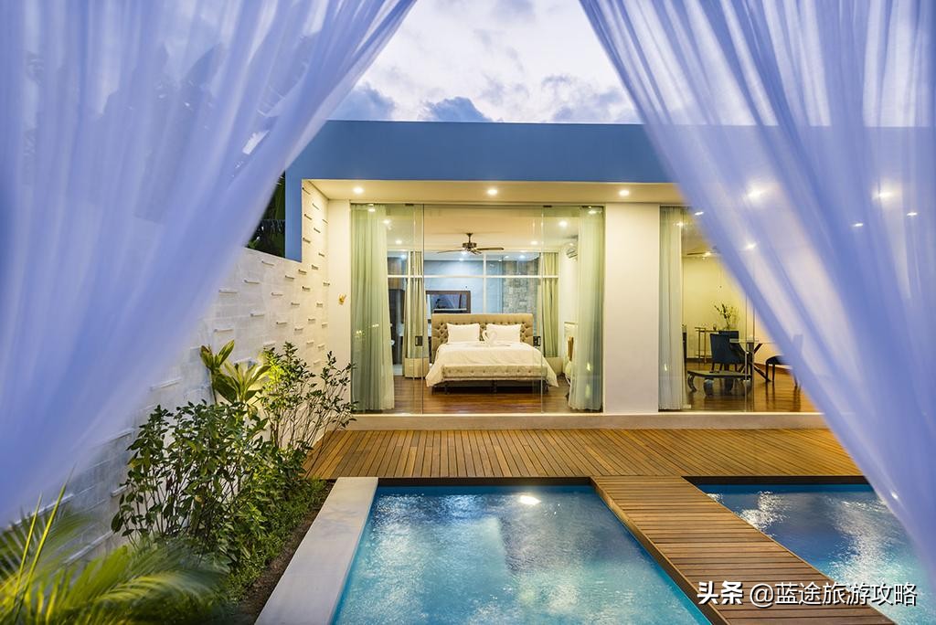 一个人去巴厘岛，应该玩什么？住哪里呢？