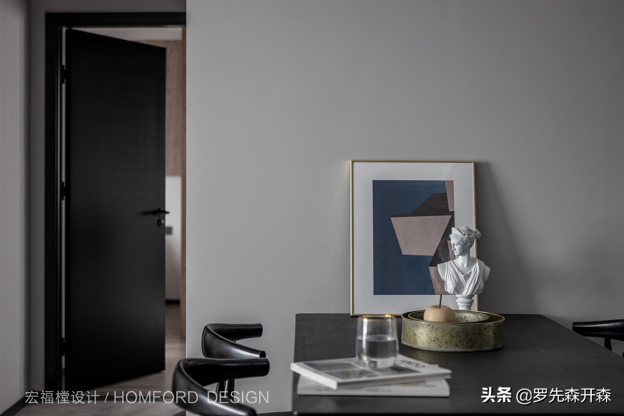 成都.柒公馆·92㎡现代简约住宅设计；营造出恰到好处的温馨感