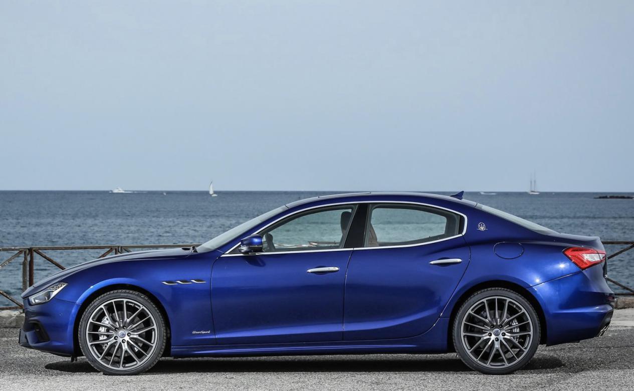 名媛从不孤单原版,名媛从不孤单原曲