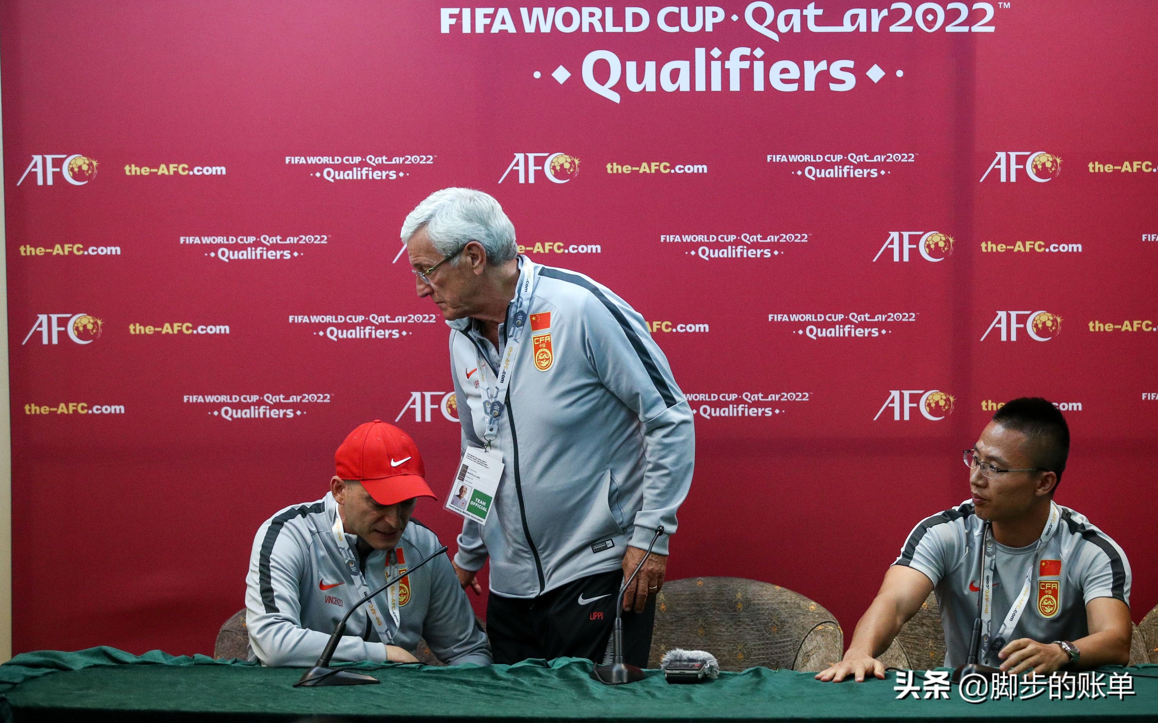 里皮第一次辞职后是谁接手国足的,里皮第一次辞职后谁担任了主教练